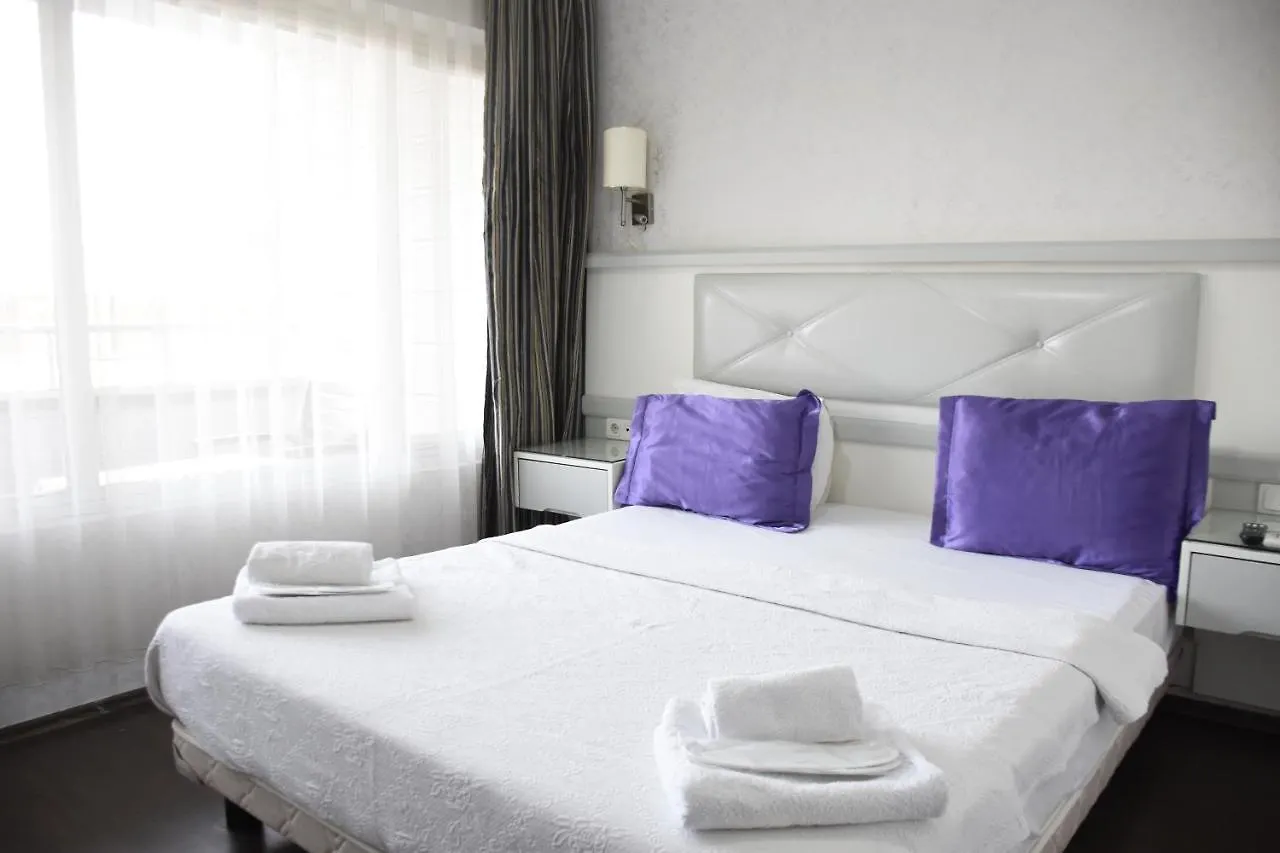 Yalcin Otel Antalya 2*,