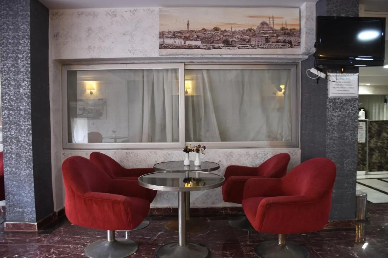 Yalcin Otel Antalya 2*,  Turquía